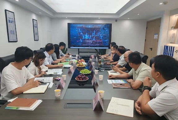 云河公司赴新鼎科技共探智慧农业与产学研创新合作